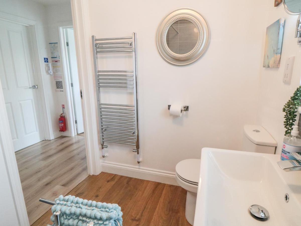 Denby Escape Villa Filey Bagian luar foto