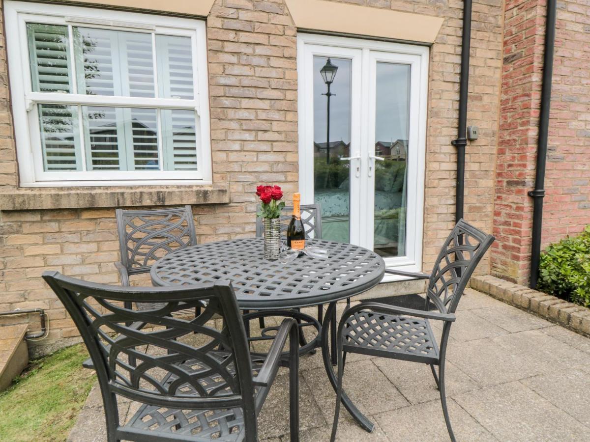Denby Escape Villa Filey Bagian luar foto